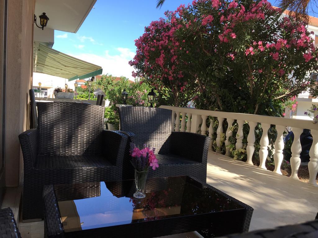 B&B Sidro Vodice Bagian luar foto
